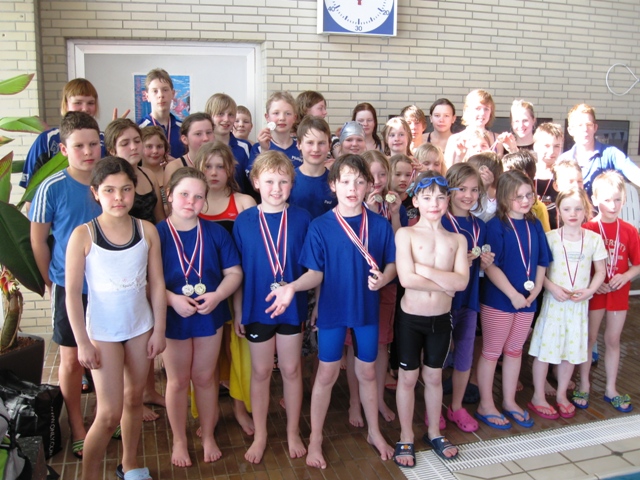 Nachwuchsschwimmen 2010